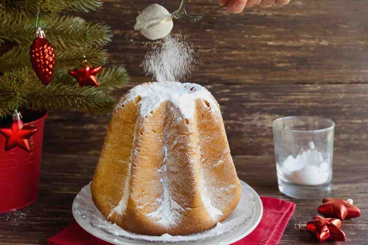 dolce con pandoro